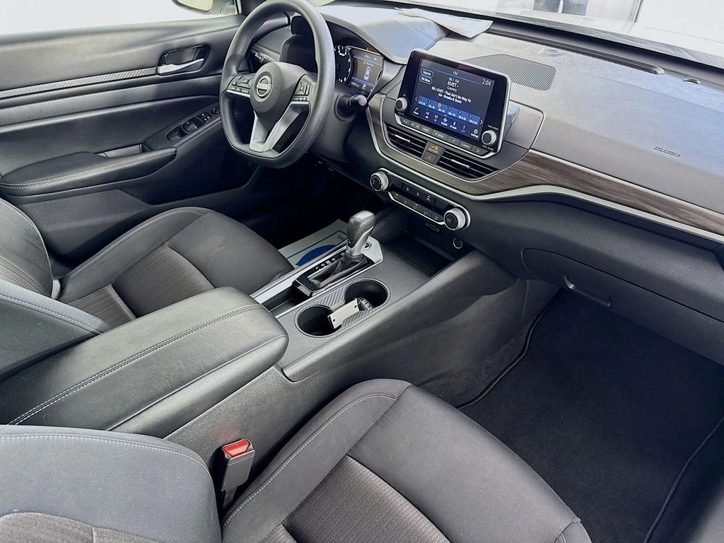 2025 Nissan Altima SV - Photo 33