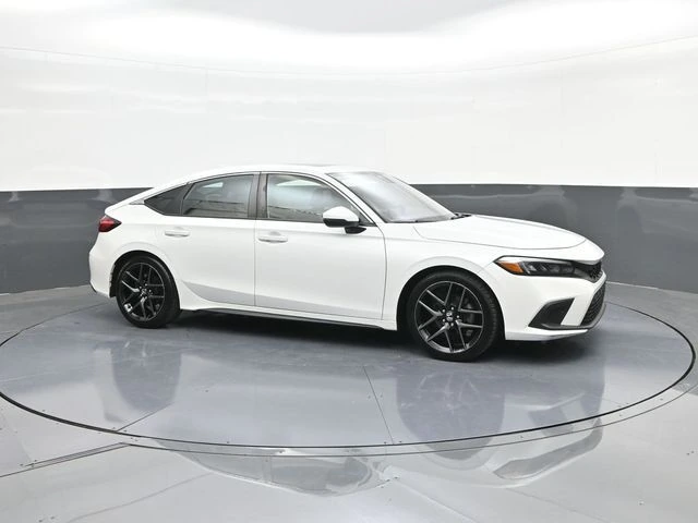 2024 Honda Civic Hatchback Sport Touring - Photo 17
