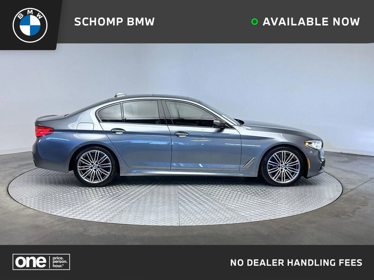 2018 BMW 5 Series 550's photo