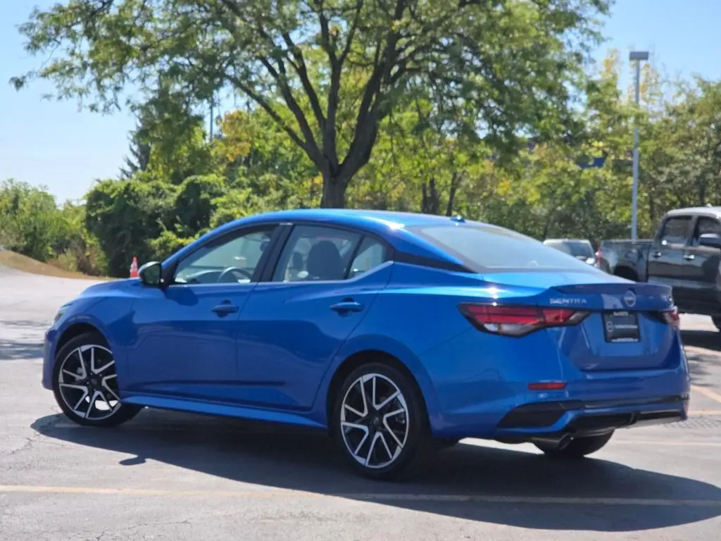 2024 Nissan Sentra SR photo 22