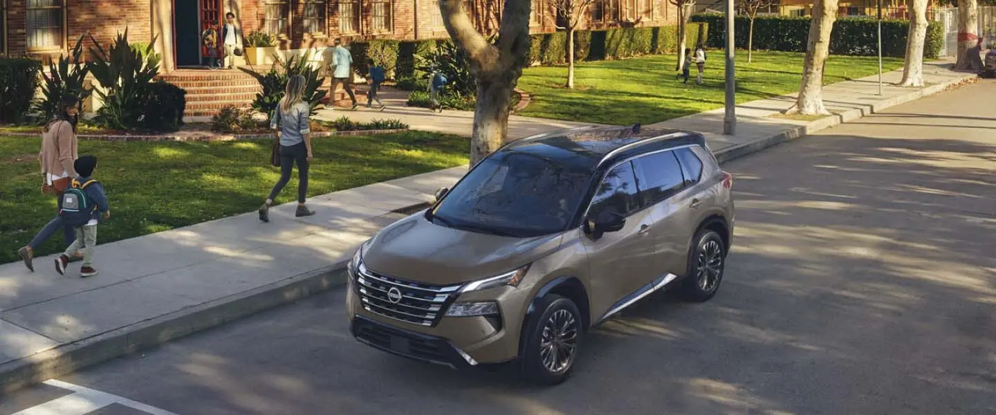 2025 Nissan Rogue image 1