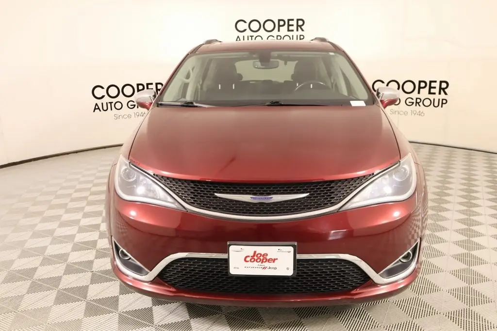 2020 Chrysler Pacifica Limited photo 10