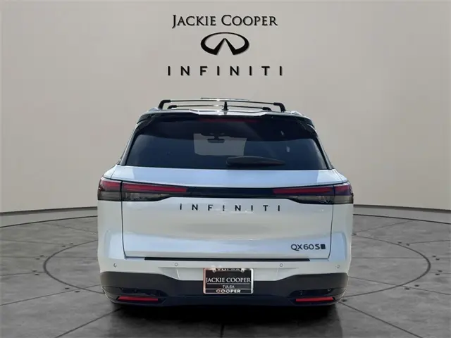 2026 Infiniti QX60 Luxe photo 4
