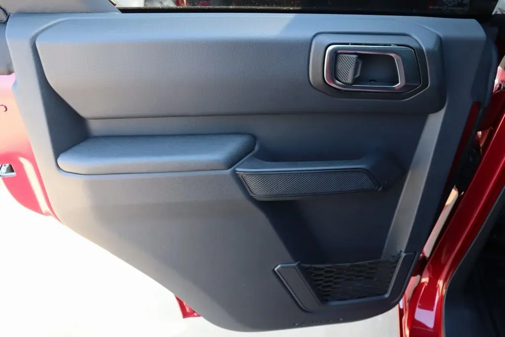 2025 Ford Bronco Big Bend photo 8