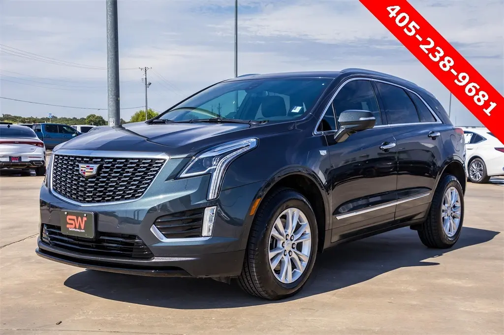 2022 Cadillac XT5 Luxury photo 3