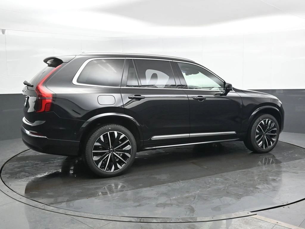 2026 Volvo - image 2