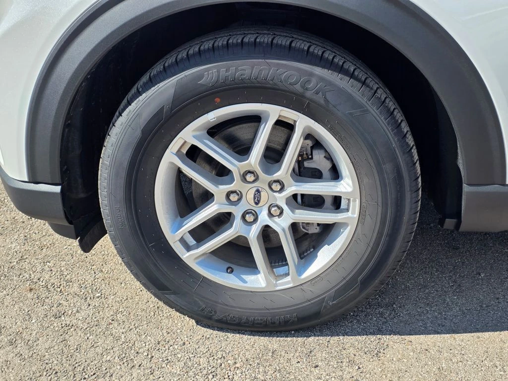 2025 Ford Explorer Active - Photo 11