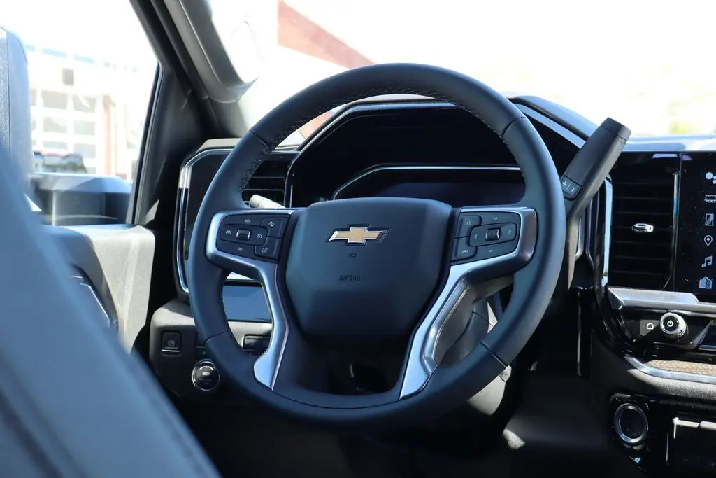 2026 Chevrolet Silverado LT photo 42