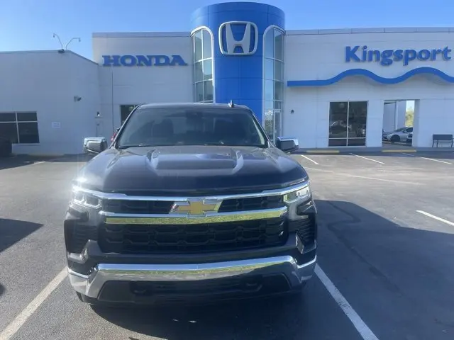 Used 2022 Chevrolet Silverado 1500 LT with VIN 1GCPDKEKXNZ605297 for sale in Kingsport, TN