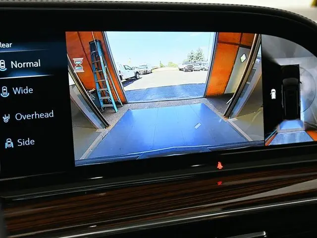 2023 Cadillac Escalade ESV Premium Luxury photo 20