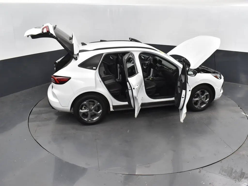 2023 Ford Escape ST-Line photo 49