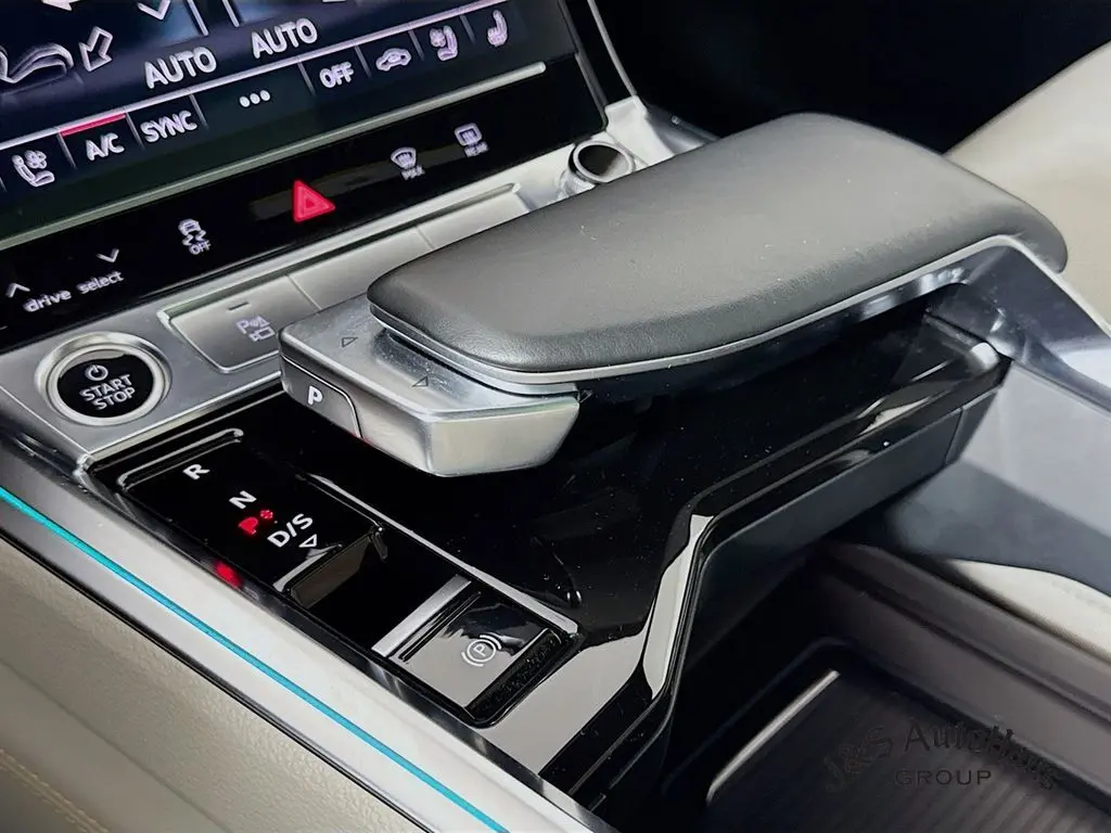 2022 Audi e-tron Chronos Edition photo 17