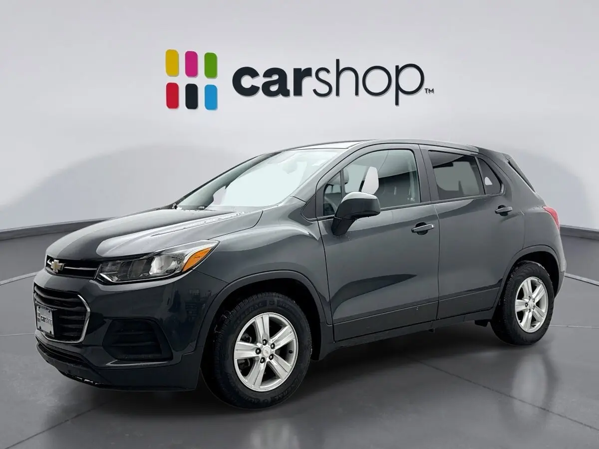 2020 Chevrolet Trax LS's photo