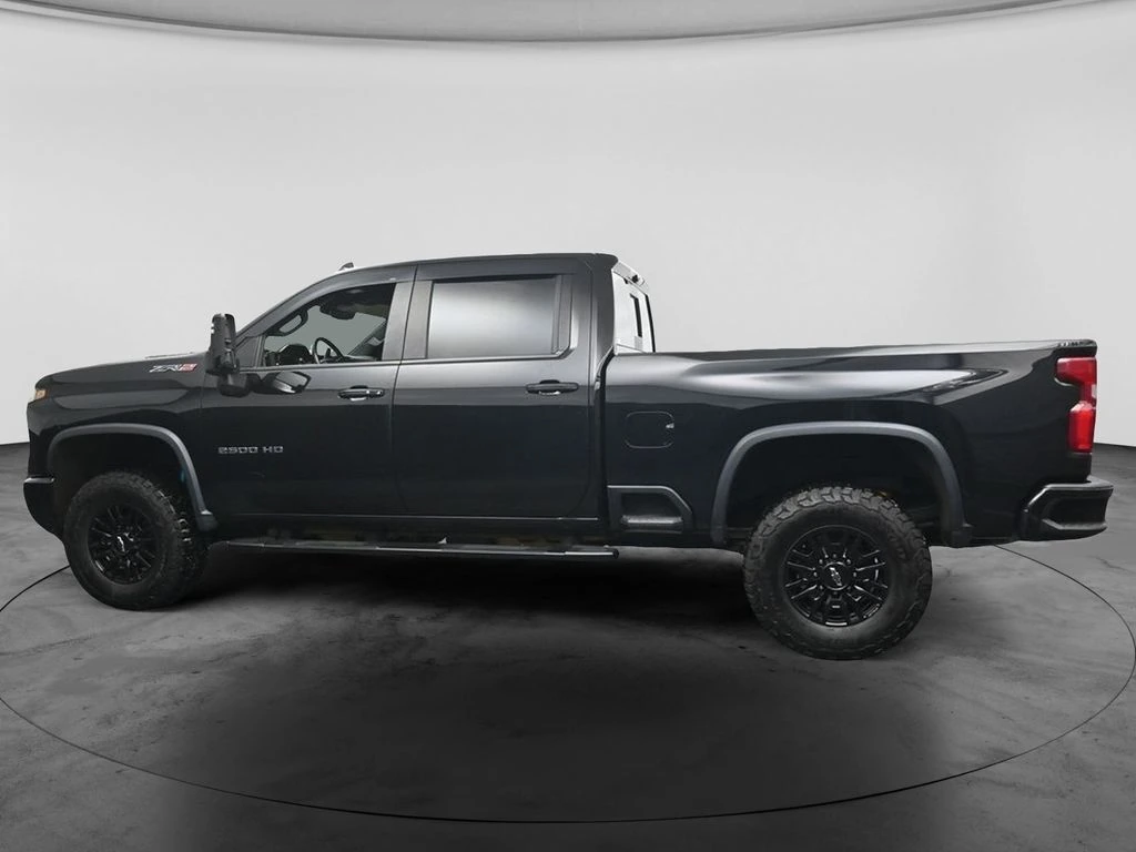 2024 Chevrolet Silverado 2500HD ZR2 - Photo 9