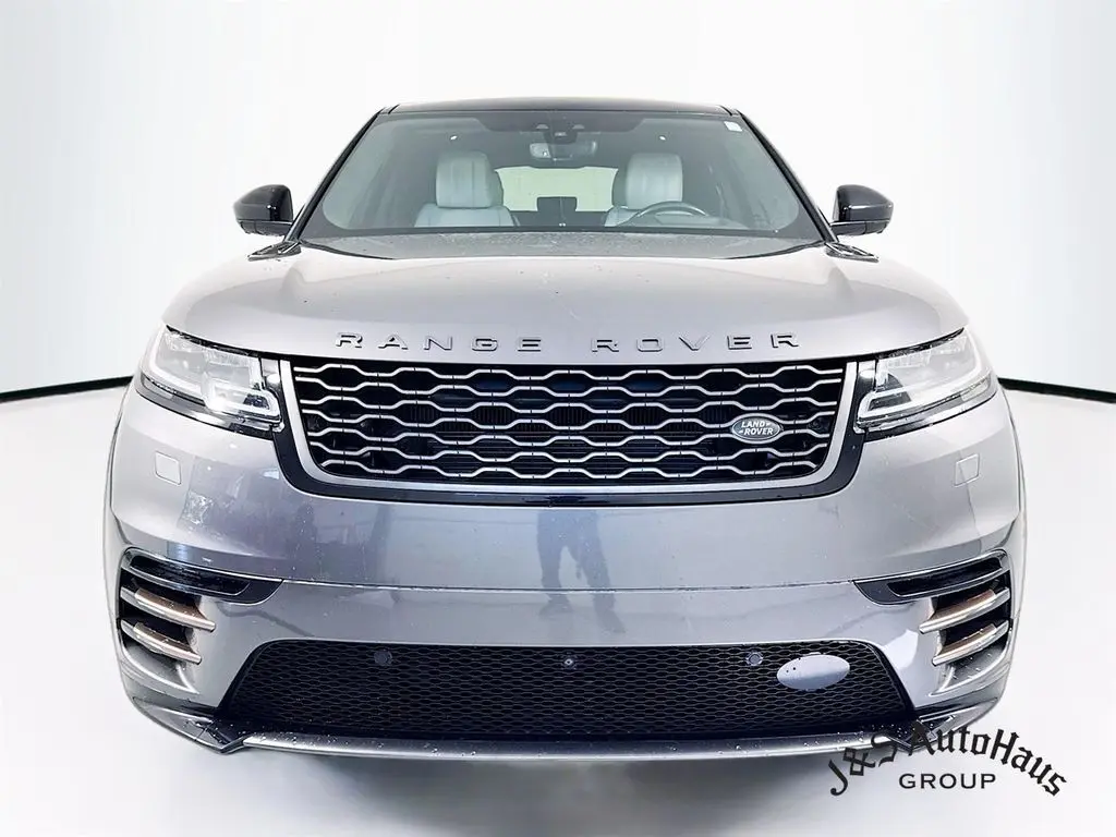 2018 Land Rover Range Rover Velar R-Dynamic HSE photo 2