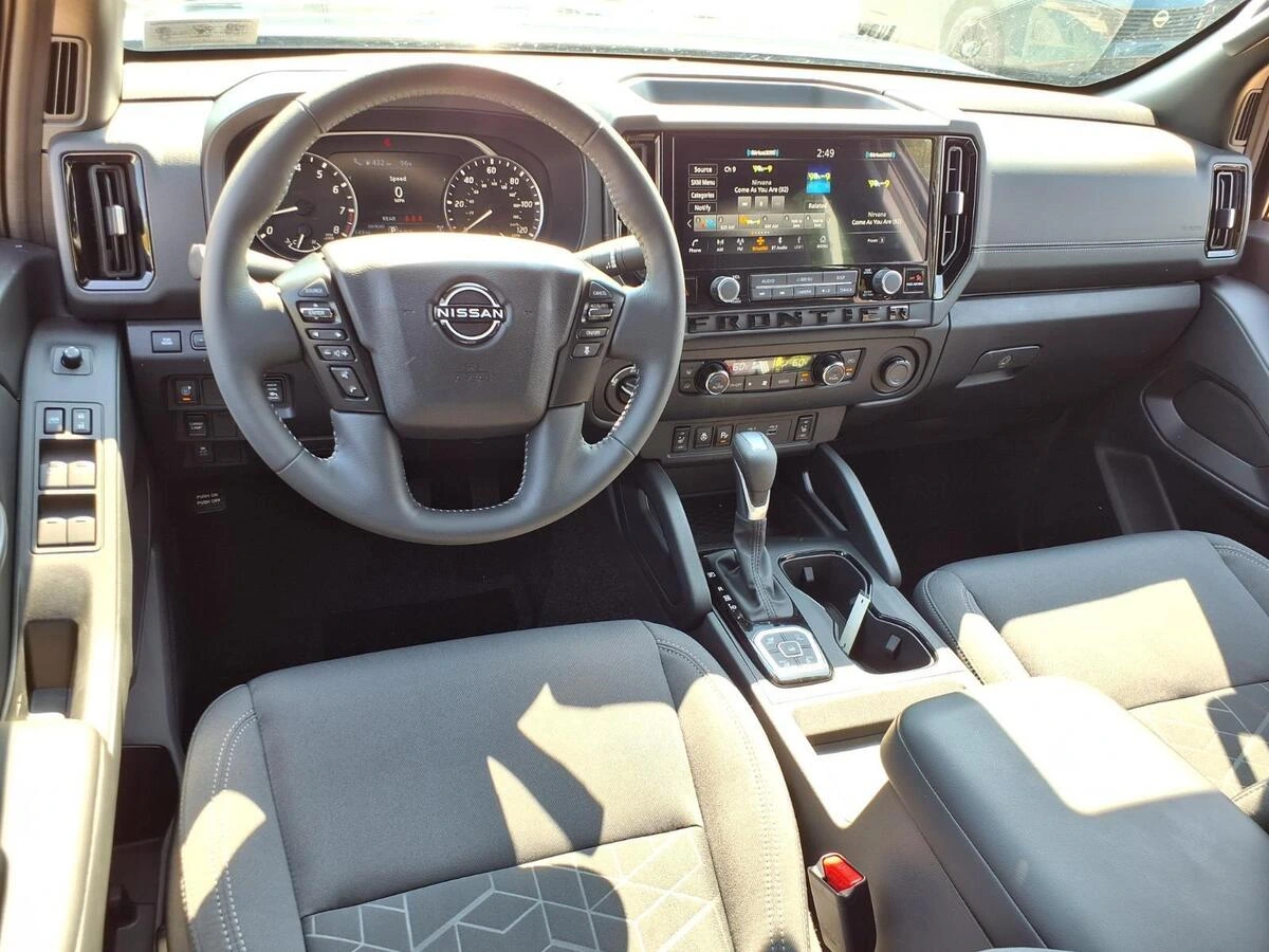 2026 Nissan Frontier SV - Photo 6