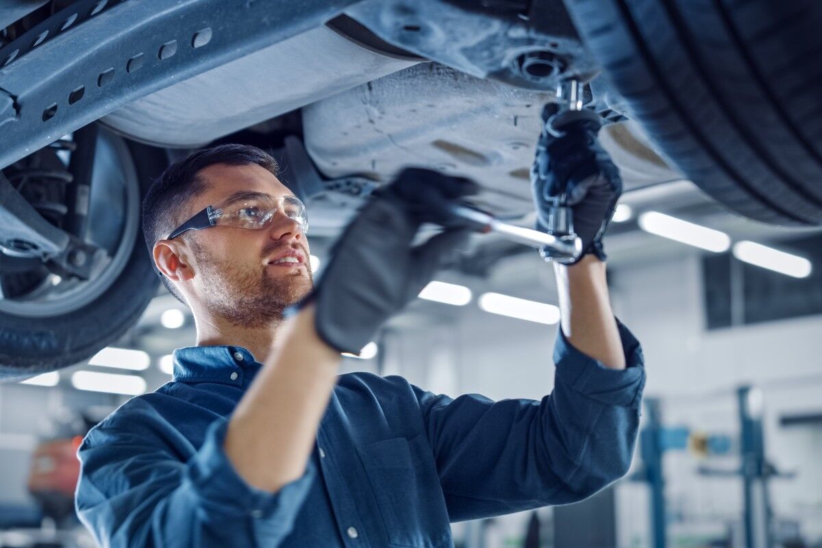 Service Under Carriage