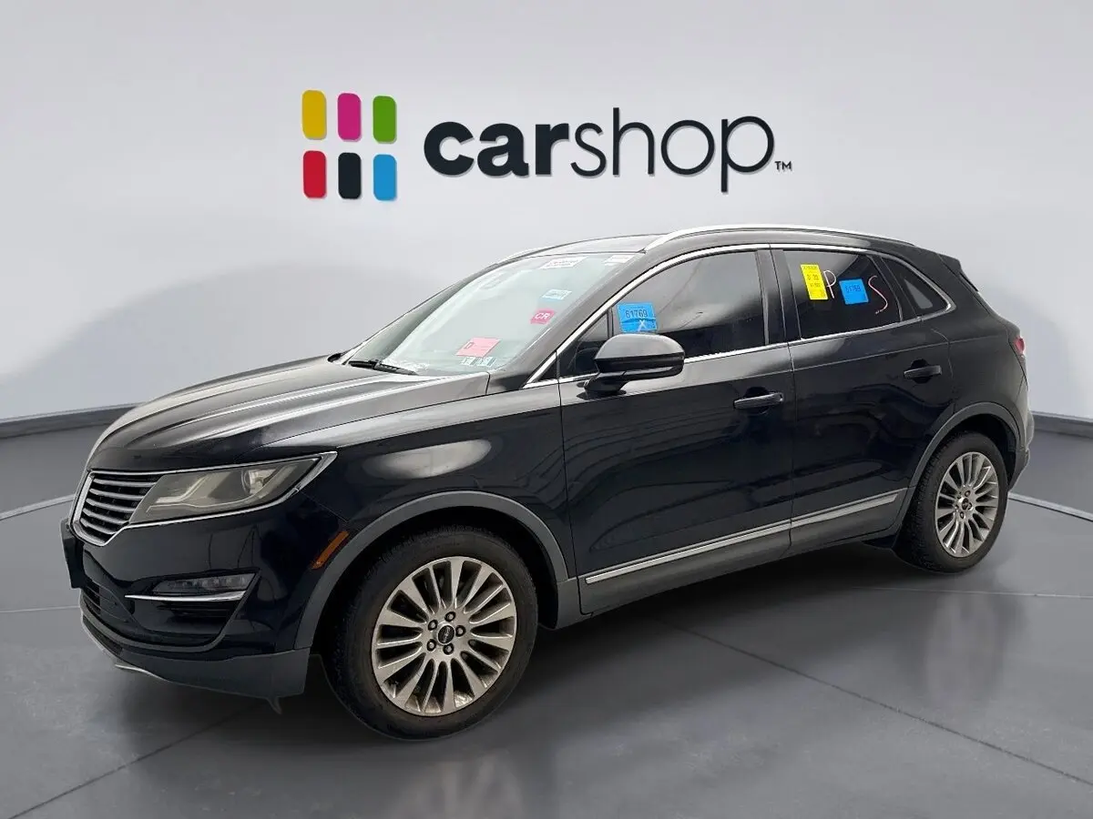 2015 Lincoln MKC Base's photo