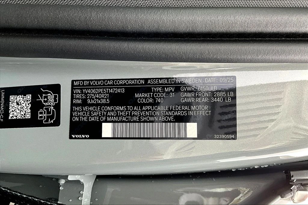 2026 Volvo - image 14