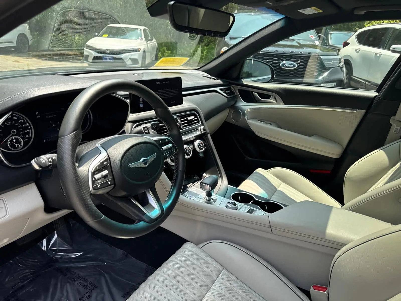 2022 Genesis G70 2.0T photo 12