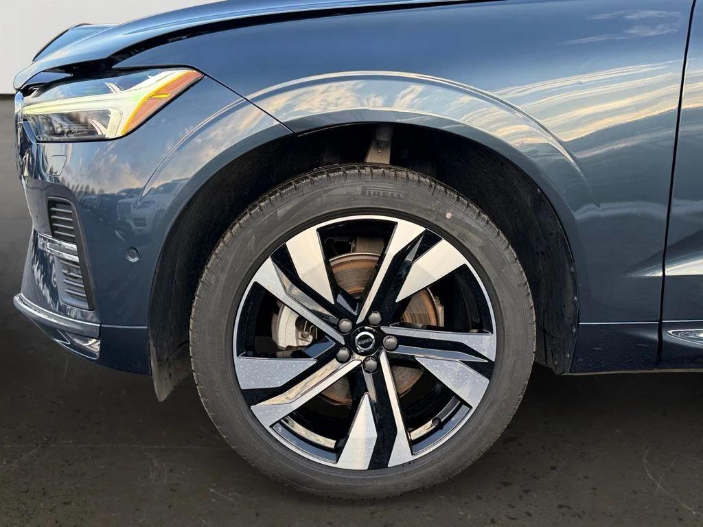 2023 Volvo - image 27