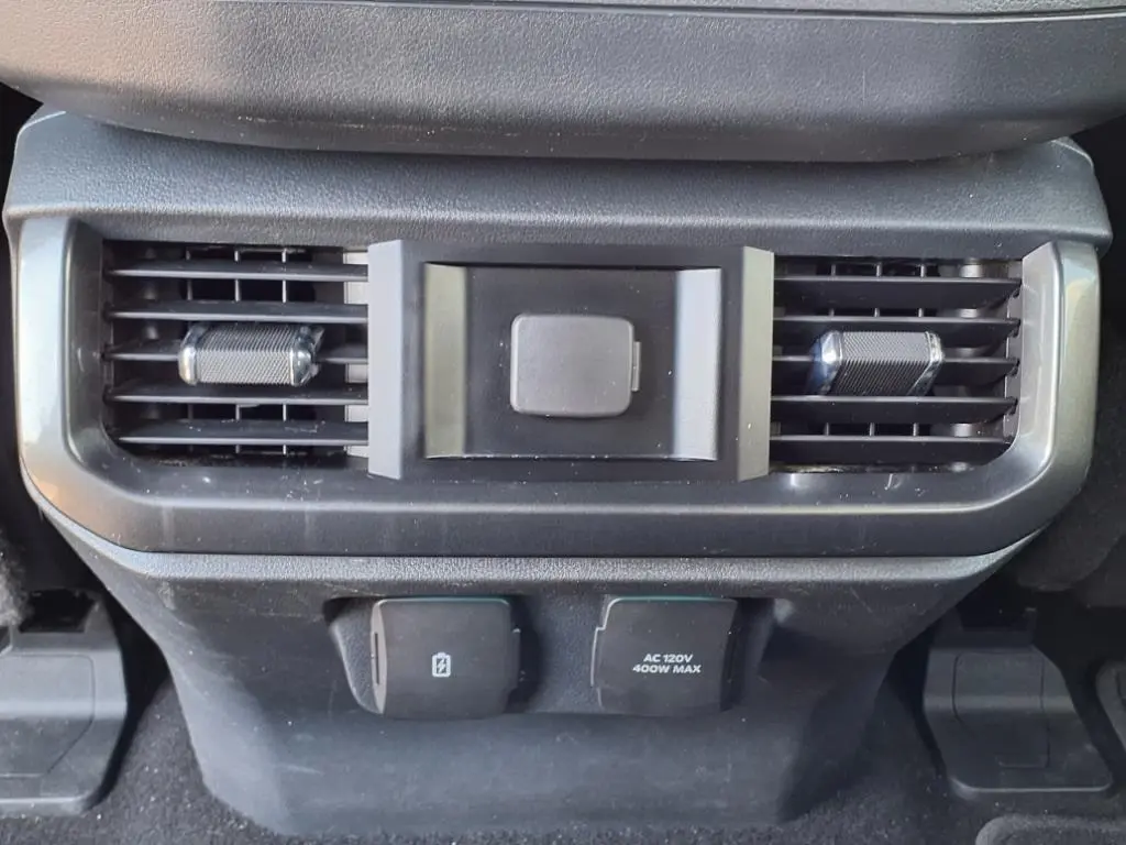 2023 Ford F-150 XLT photo 16
