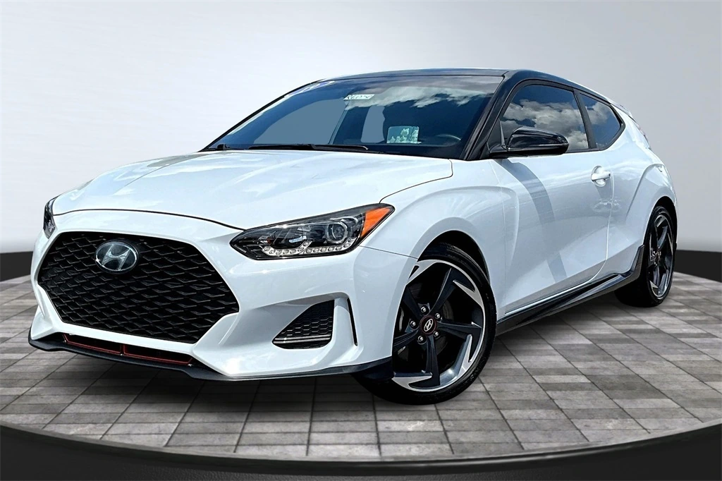 2019 Hyundai Veloster Ultimate's photo