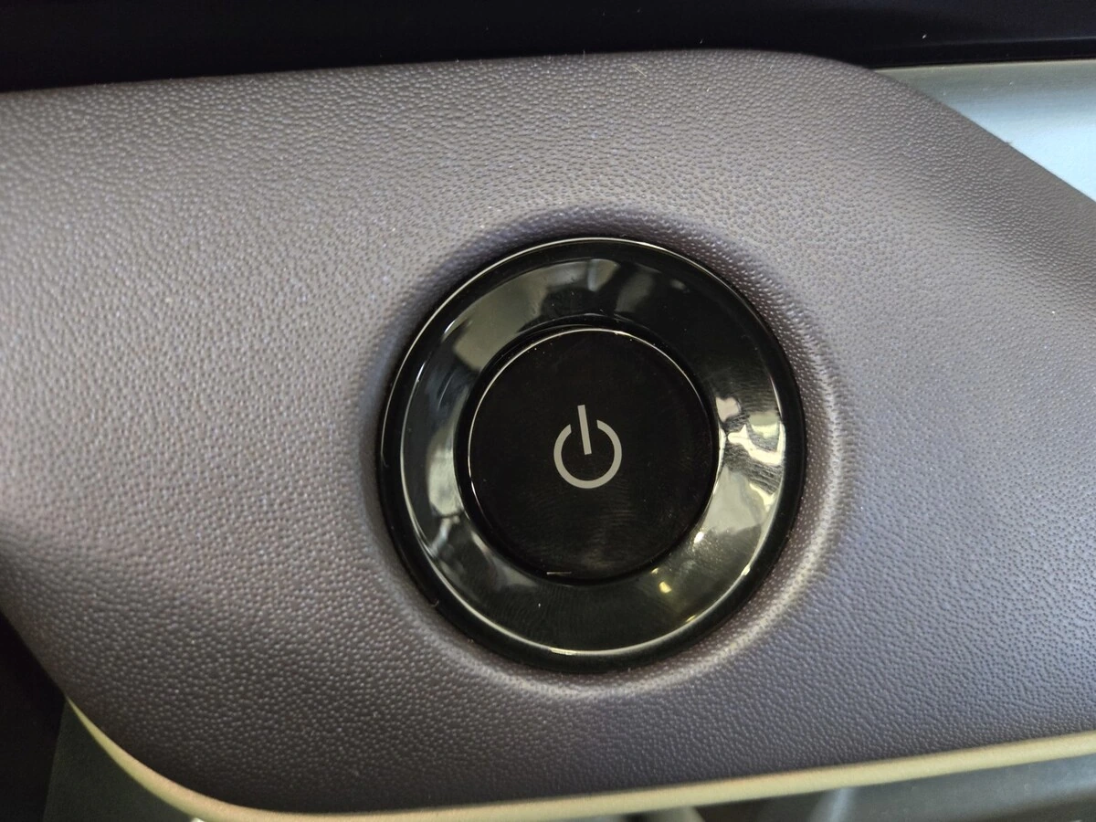 2026 Nissan LEAF Platinum+ - Photo 13