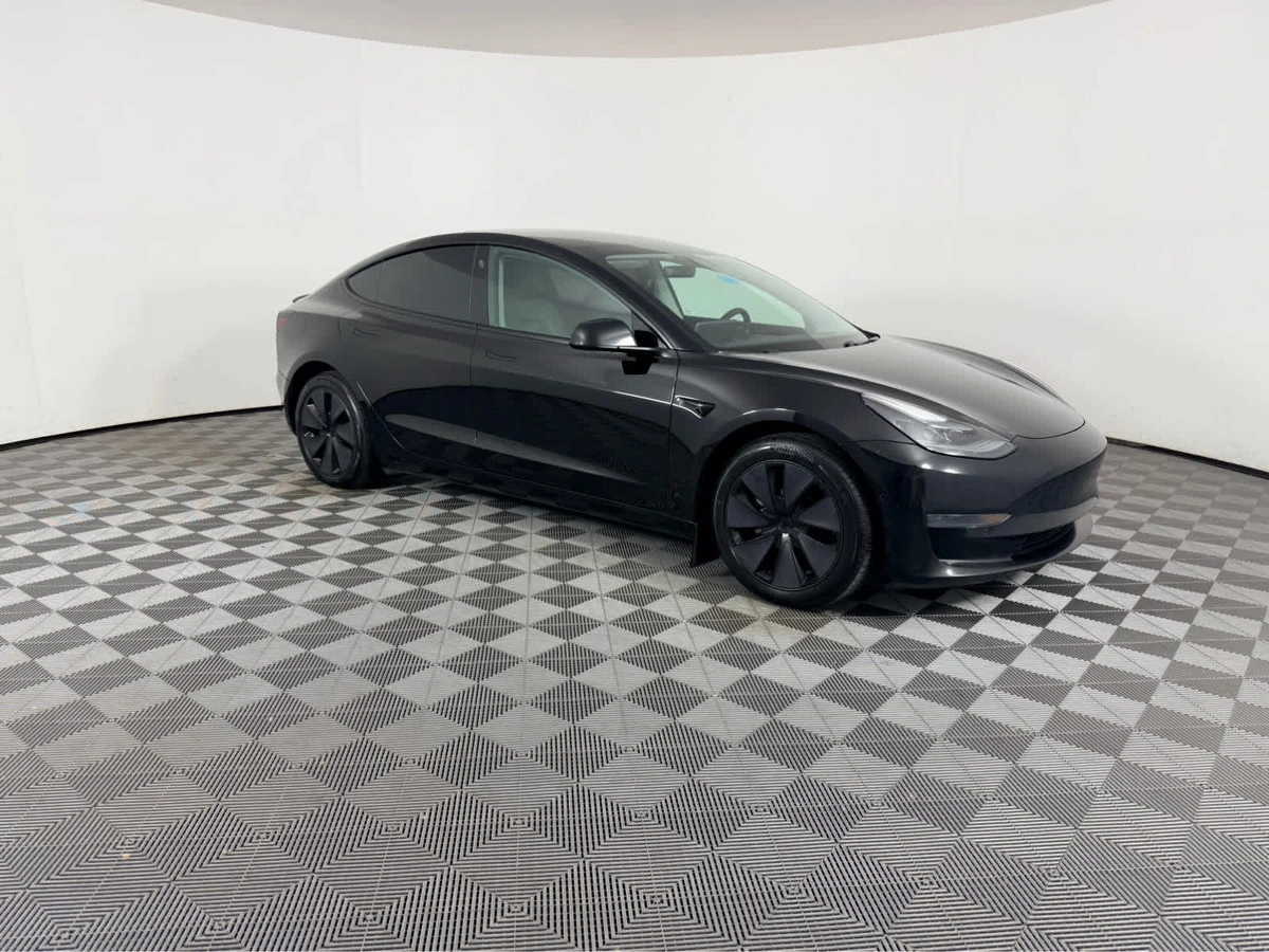 2021 Tesla Model 3 Base