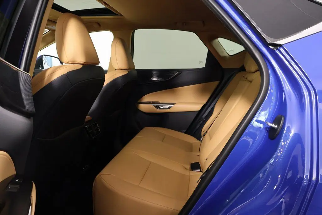 2026 Lexus NX 350 Premium AWD photo 6