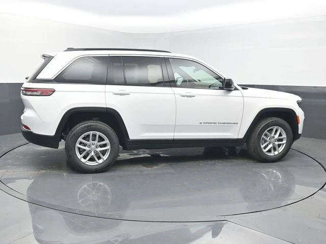 2026 Jeep Grand Cherokee Laredo - Photo 7