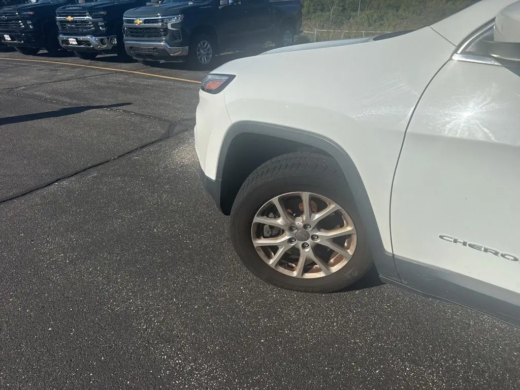 2014 Jeep Cherokee Latitude photo 4