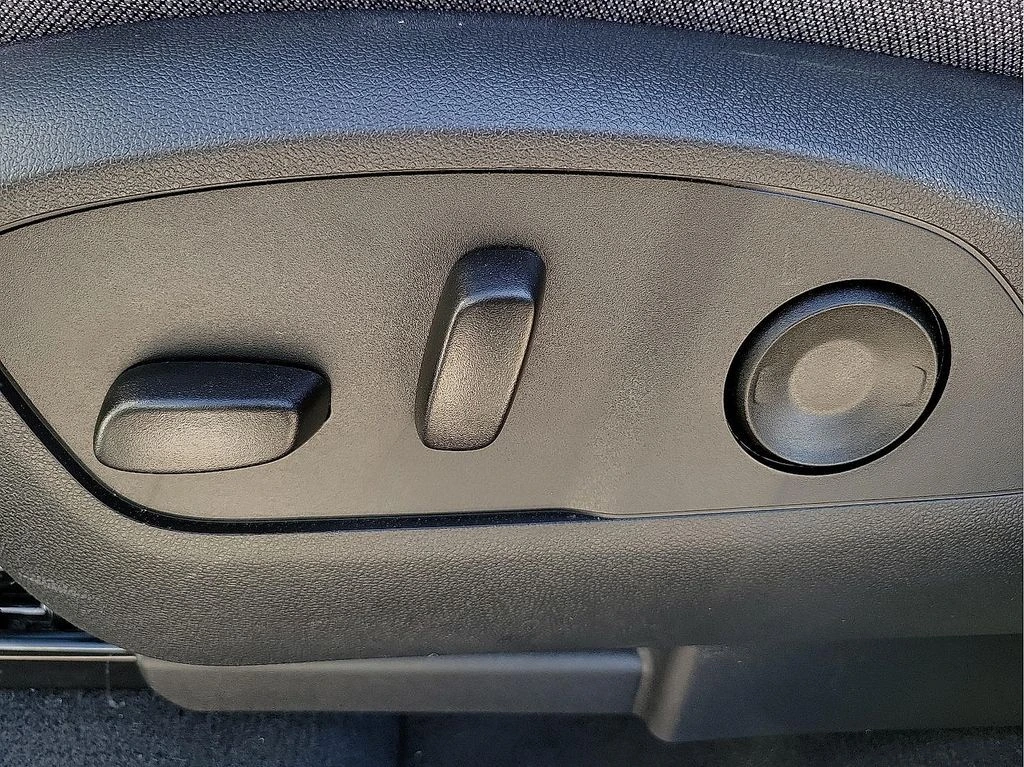 2026 GMC Sierra EV Elevation - Photo 15