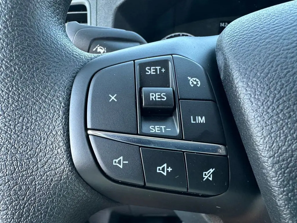 2025 Ford Transit photo 21