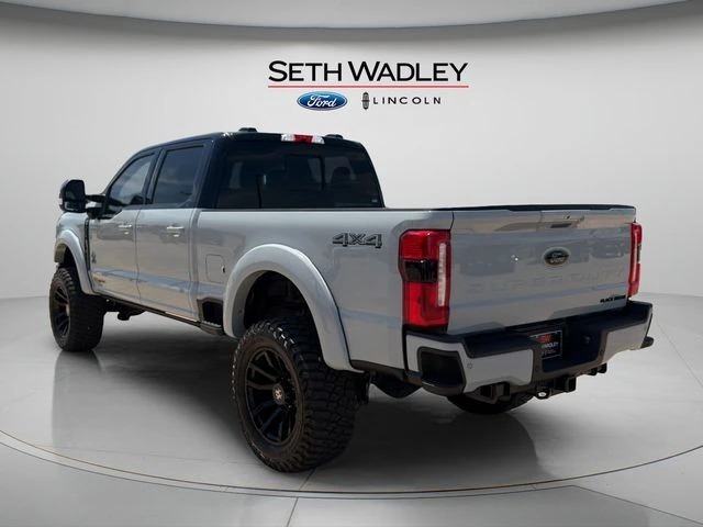 2025 Ford — photo 5