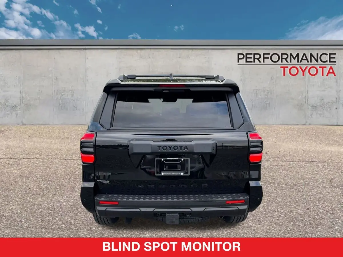 2025 Toyota 4Runner TRD Off-Road photo 3
