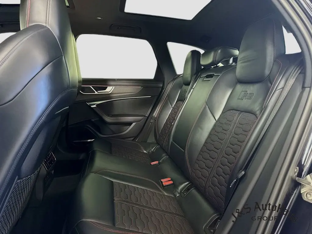 2022 Audi RS 6 Avant Base photo 25