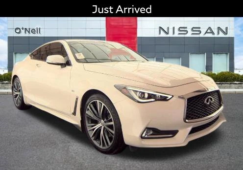2017 INFINITI Q60