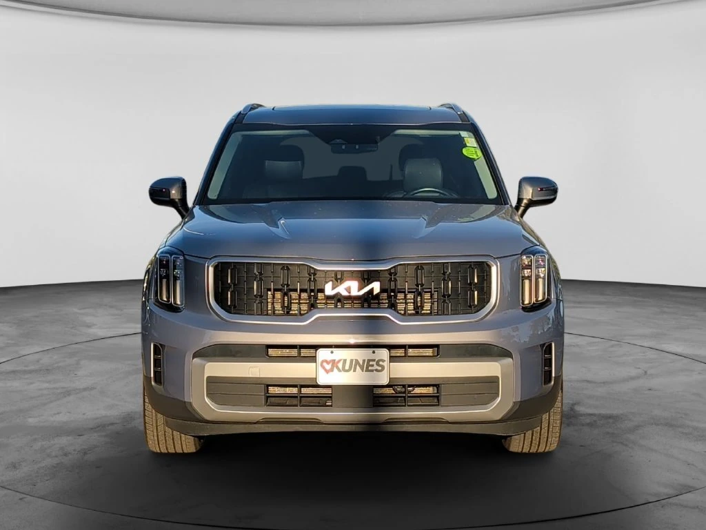 Used 2024 Kia Telluride EX with VIN 5XYP3DGC7RG412811 for sale in Apple Valley, Minnesota