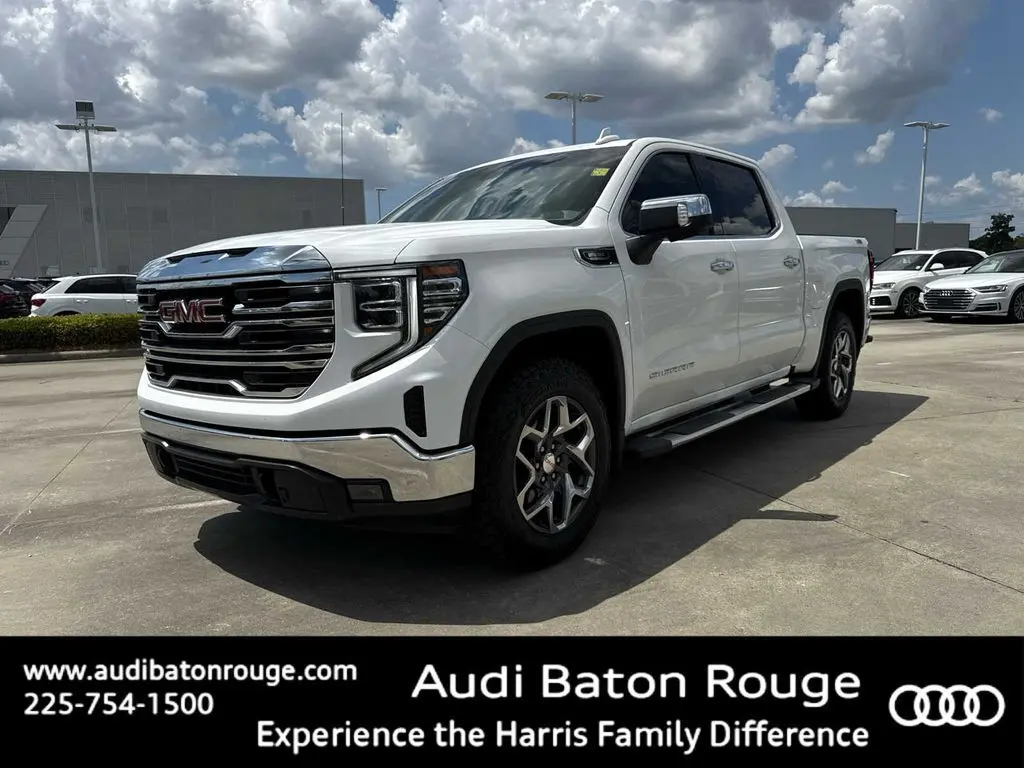 2023 GMC Sierra SLT's photo