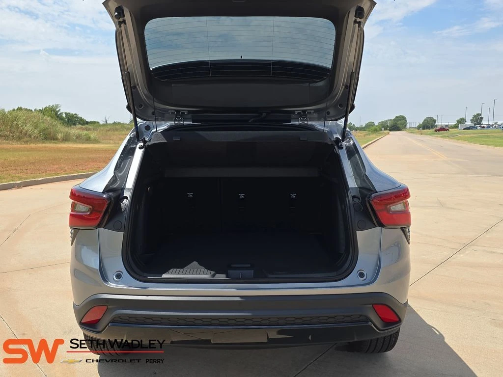 2026 Chevrolet Trax RS - Photo 12
