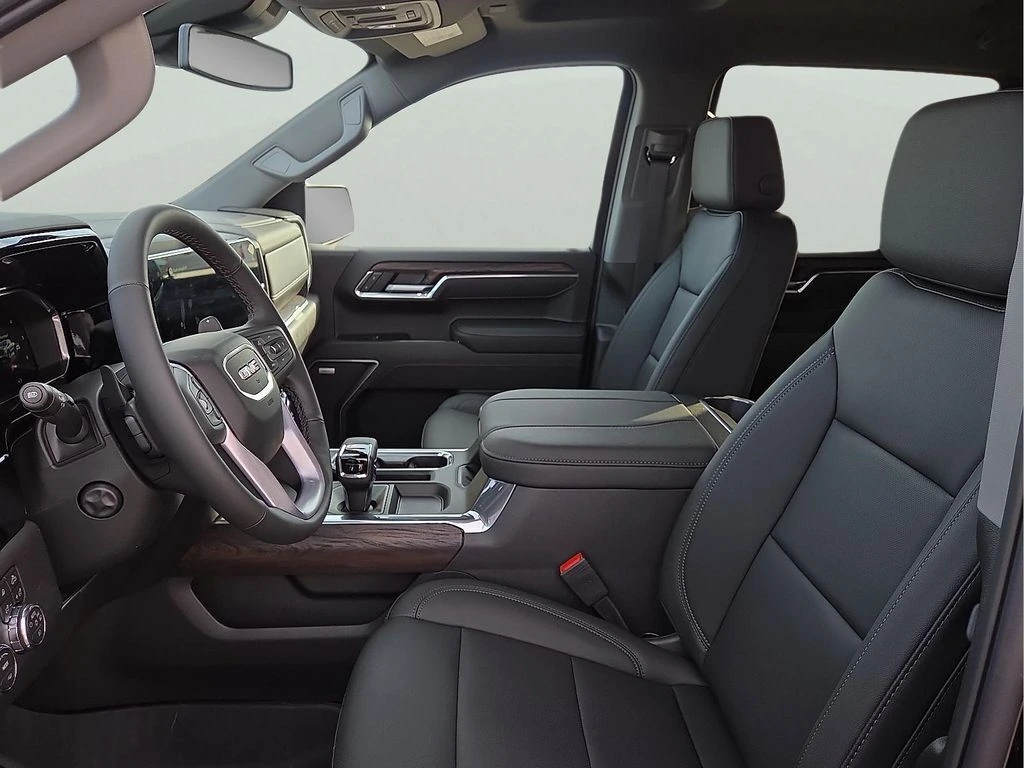 2026 GMC Sierra 1500 SLT - Photo 16