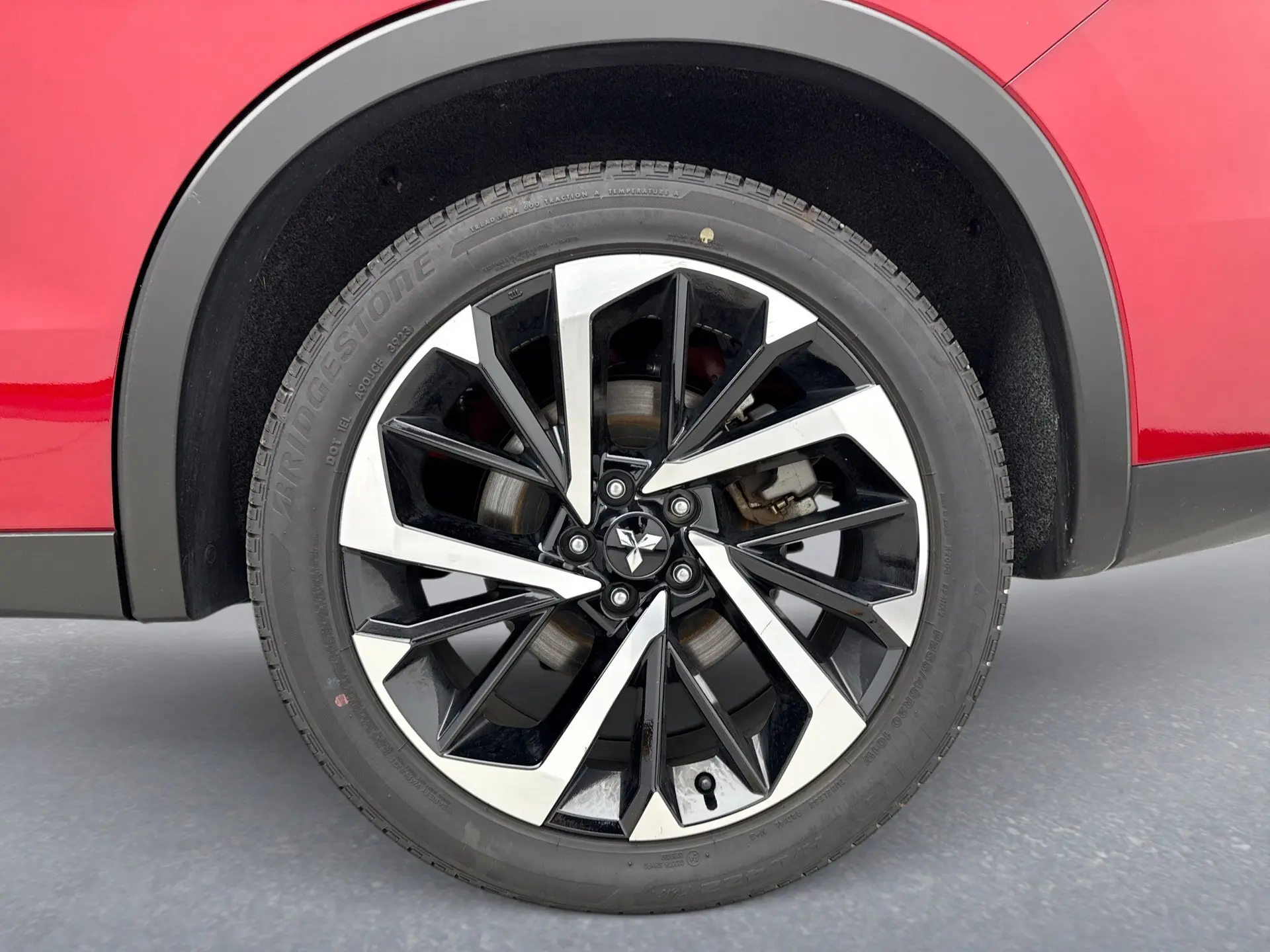 2024 Mitsubishi Outlander PHEV SE photo 10
