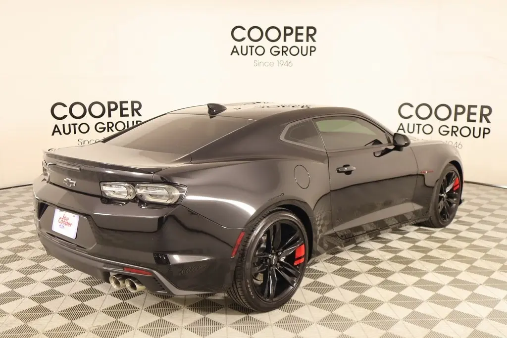 2024 Chevrolet Camaro 1LT photo 18