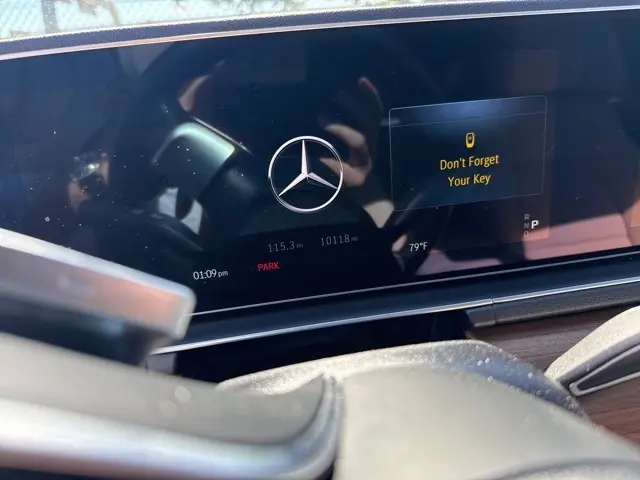 2025 Mercedes Benz GLE 450 4MATIC photo 2