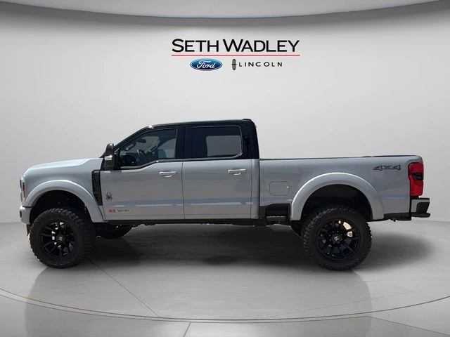 2025 Ford — photo 4