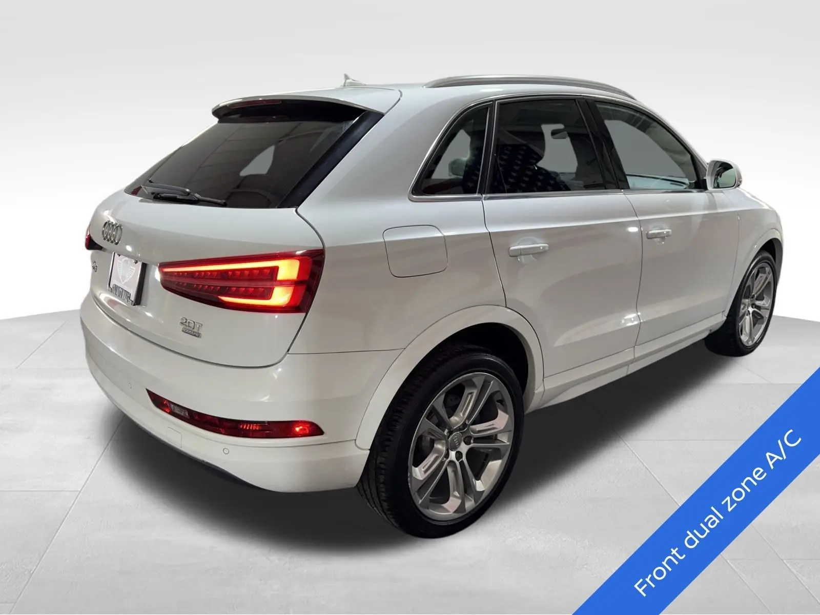 2016 Audi Q3 Premium Plus photo 4
