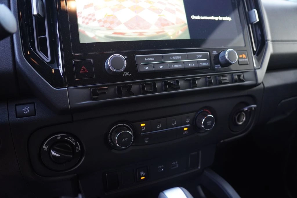 2026 Nissan Frontier SV - Photo 17