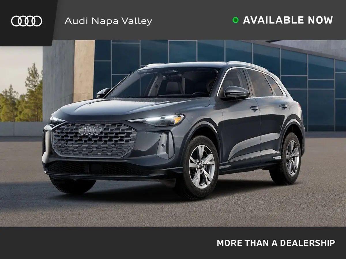 2025 Audi New Q5 Premium's photo