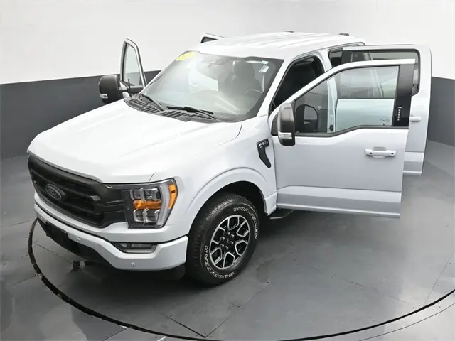 2021 Ford F-150 XLT FX4 photo 31